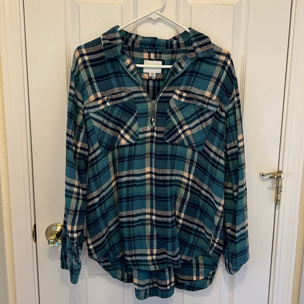 Women’s American Eagle flannel